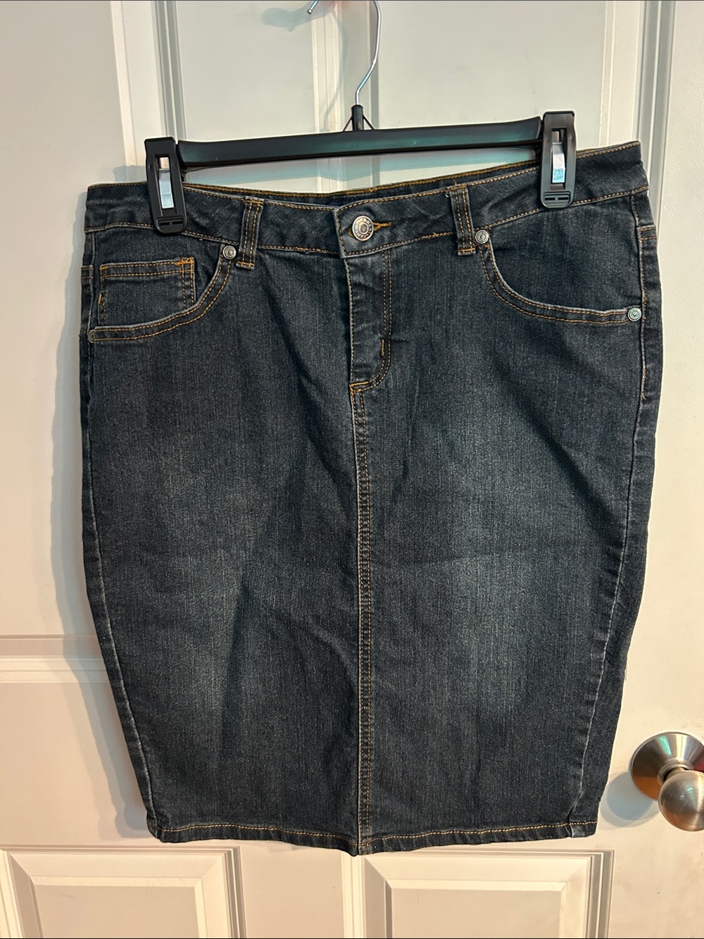Women's Dark Wash Denim Pencil Skirt - Classic Mid-Rise